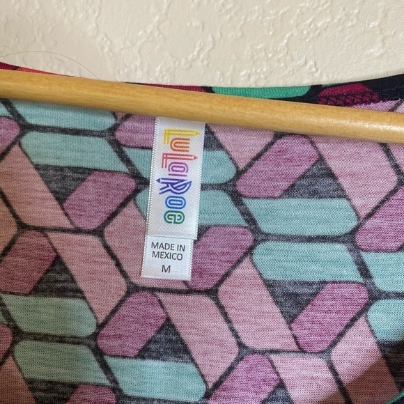 Lularoe Classic T Geometric Tee - Picture 4 of 6